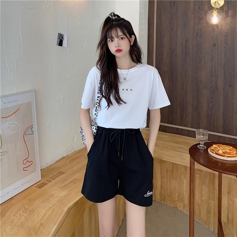 QUẦN SHORT UNIXEX THÊU CHỮ