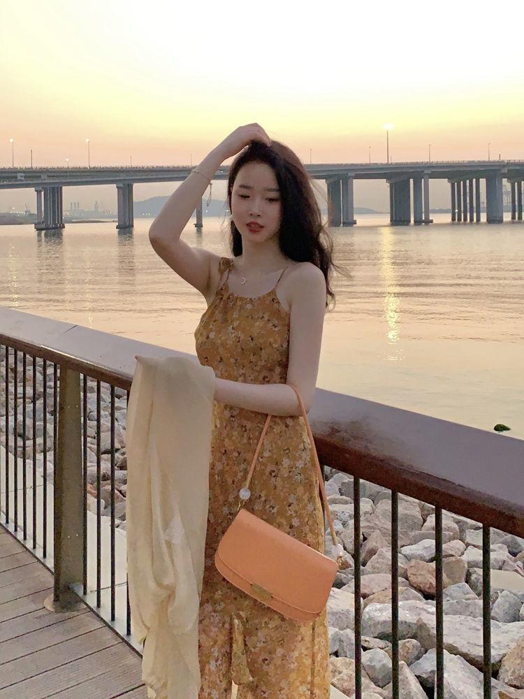 CHENGRUI Váy lụa trắng, váy lụa hoa, váy dài mùa hè 2023.