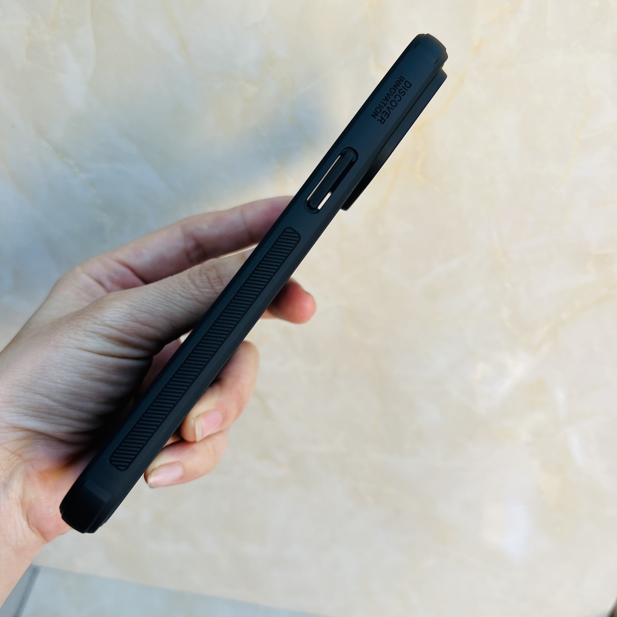 Ốp lưng Nillkin Frosted Shield iPhone 14 Pro Max - hàng chính hãng