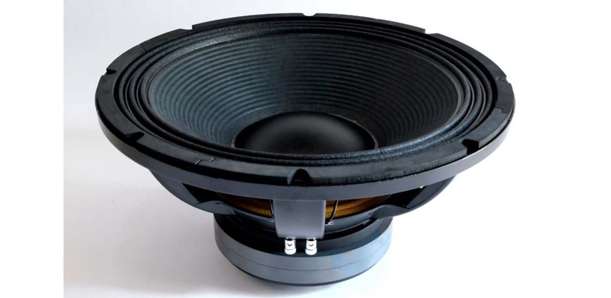 Củ loa Bass 18inch - 5 tấc Ferrite 1500W 8Ω 18 Sound 18LW2600- Hàng Chính Hãng