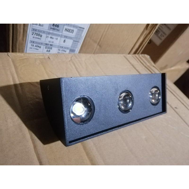 ĐÈN HẮT TƯỜNG 1 ĐẦU 3 MẮT