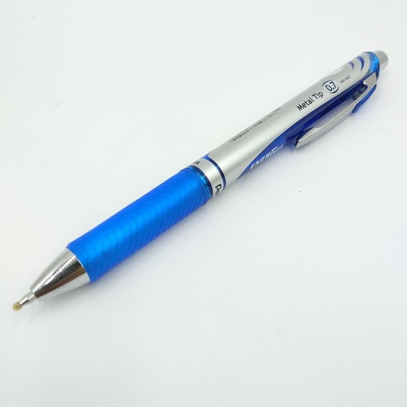 Hình ảnh Bút Bi Nước Bấm Pentel 0.7mm - BL77