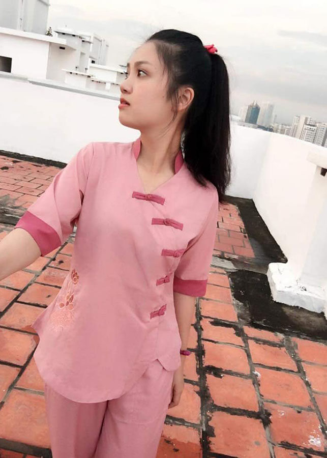 Áo Lam Đi Chùa - Cài Phải 5 Nút Màu Hồng