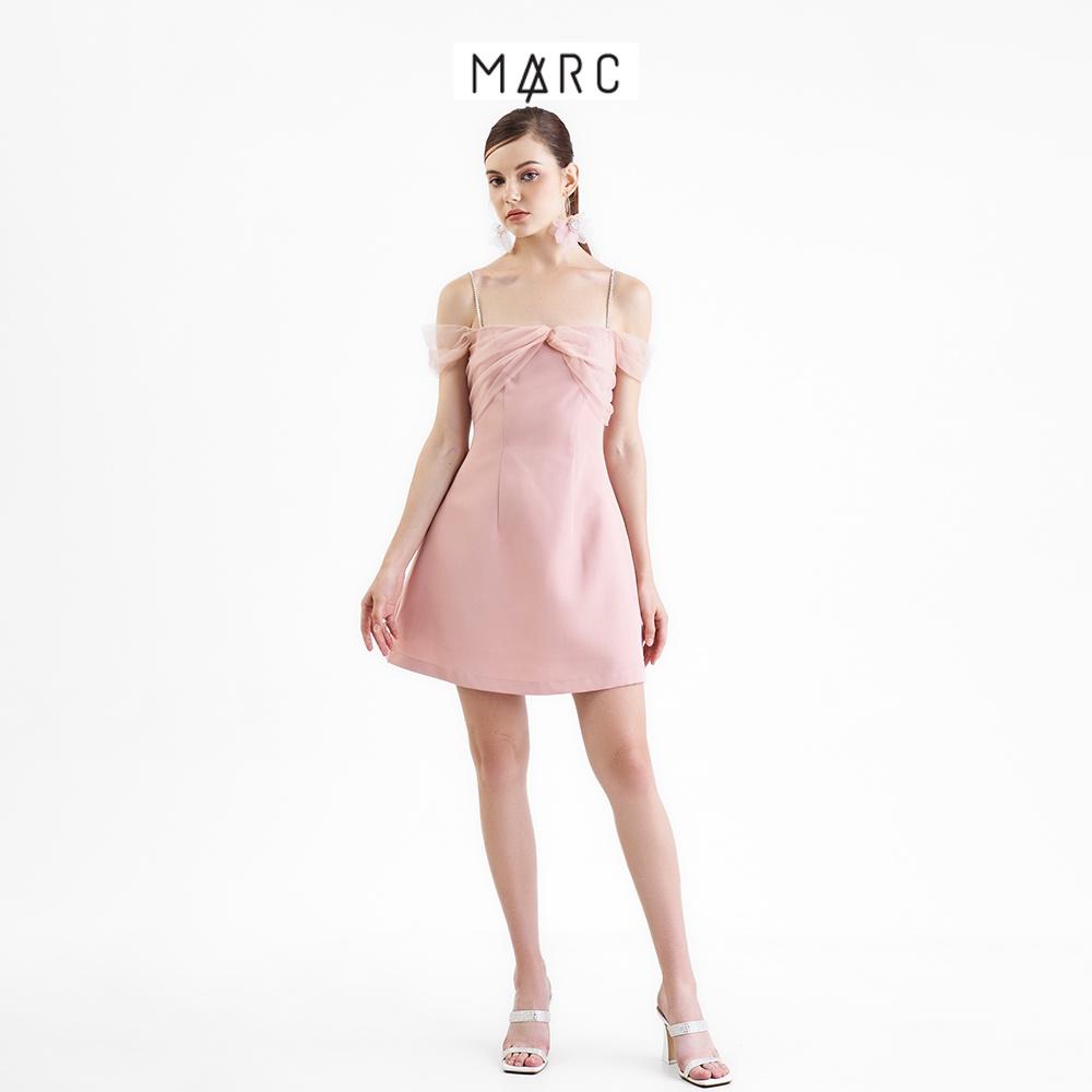 Đầm 2 dây nữ MARC FASHION đính đá trễ vai xoắn ngực phối lưới FALH102122