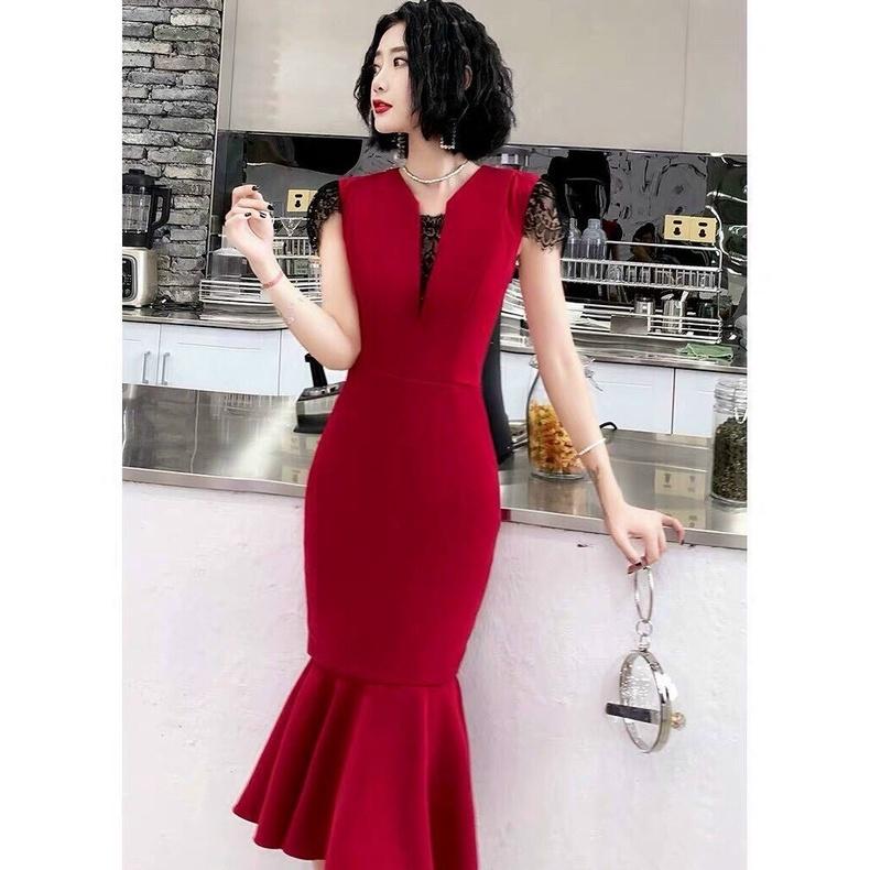 Đầm Body Đuôi Cá Tôn Dáng, Thiết Kế Phối Ren Cao Cấp, Sắc Đỏ Rạng Ngời