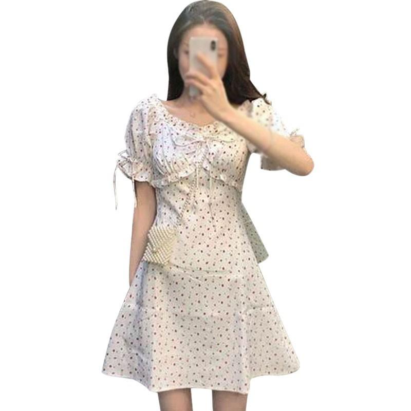 Đầm nữ tay ngắn hoạ tiết trái tim phong cách Hàn Quốc