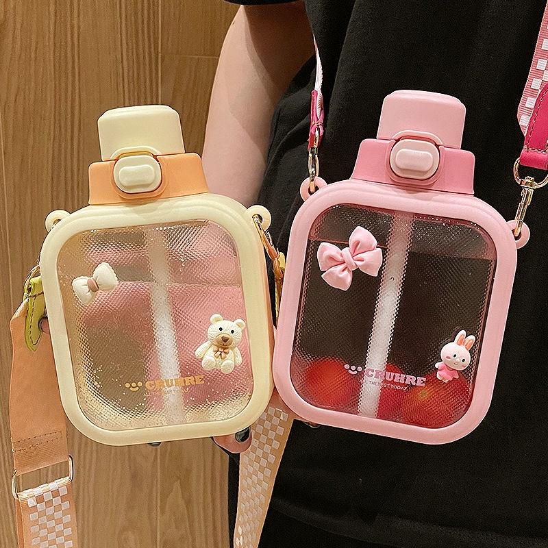 Bình nước dung tích lớn, bình nước thể thao, bình đựng nước, bình nước lớn, dây đeo sứ, cốc nhựa, bình nước ống hút cầm tay