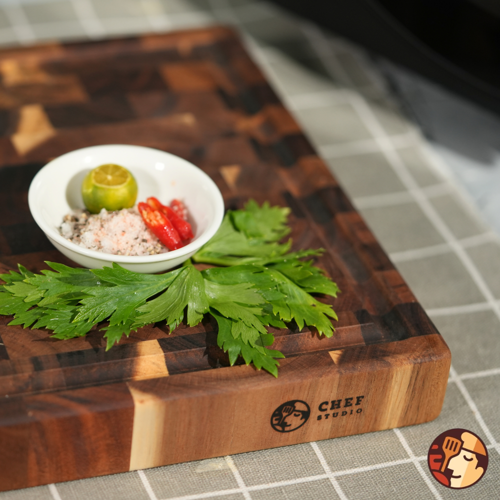 Thớt gỗ Keo (gỗ Tràm) Chef Studio cao cấp hình chữ nhật, đa dụng, an toàn cho sức khỏe