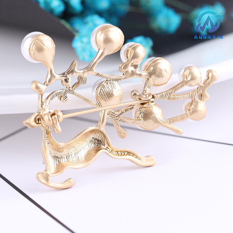 Trâm Cài Áo Nữ Quà Tặng Hươu Vàng Đính Đá Ngọc Trai Trang Nhã Sang Trọng