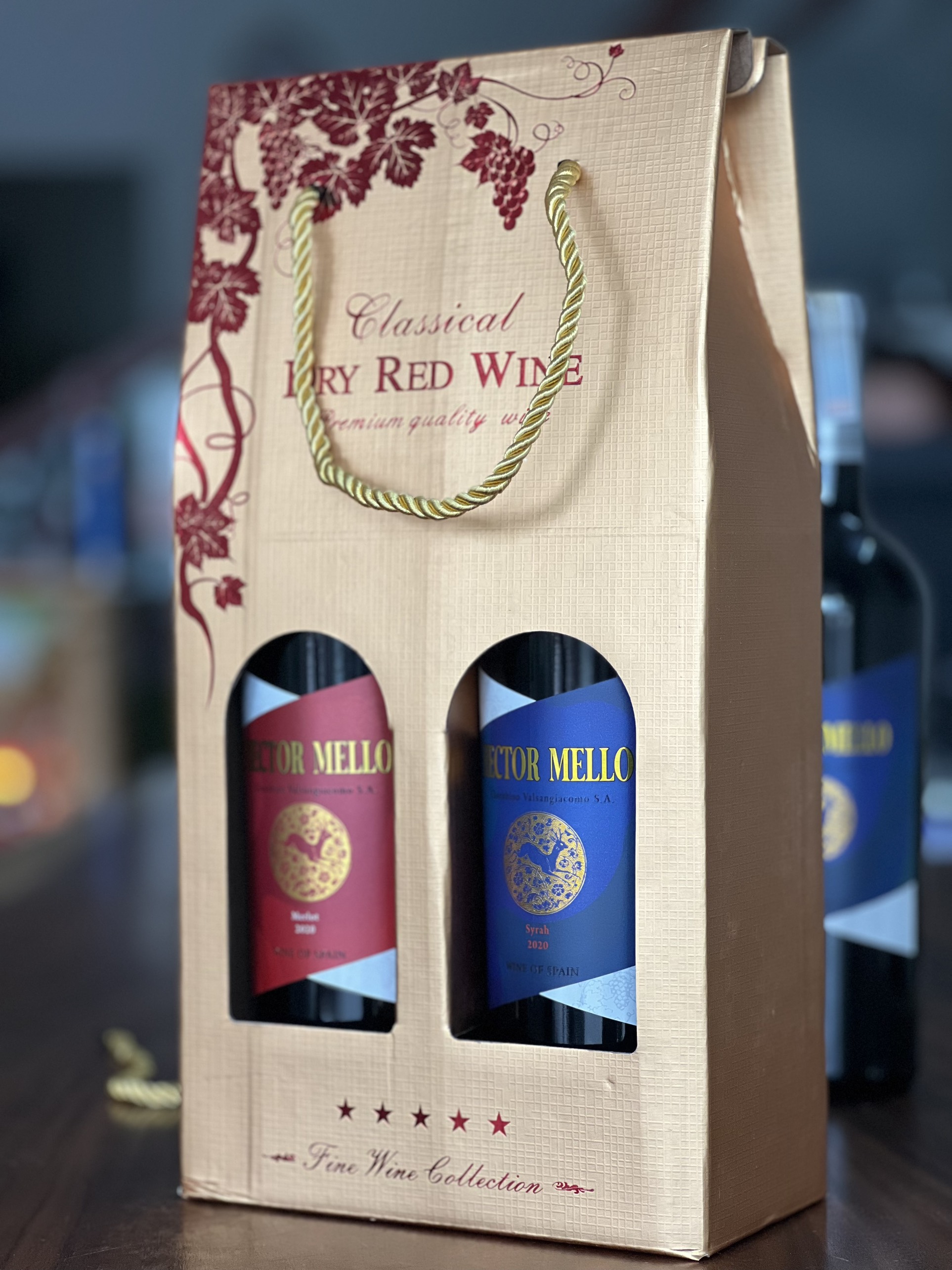 Set hộp 2 chai Vang Tây Ban Nha HECTOR MELLO