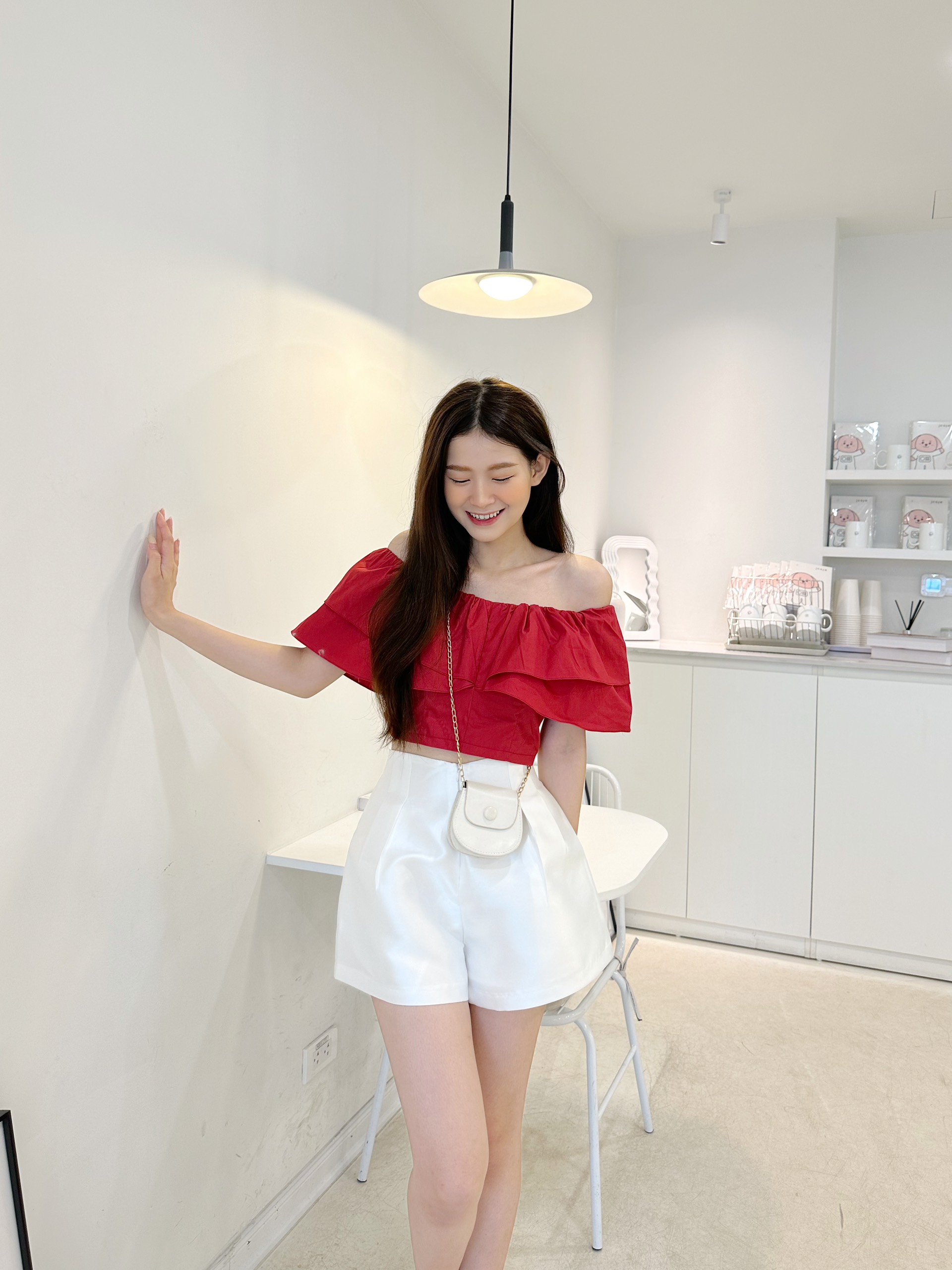 YU CHERRY | Áo trễ vai nữ nhiều tầng cánh tay Tiered Off Top YA436