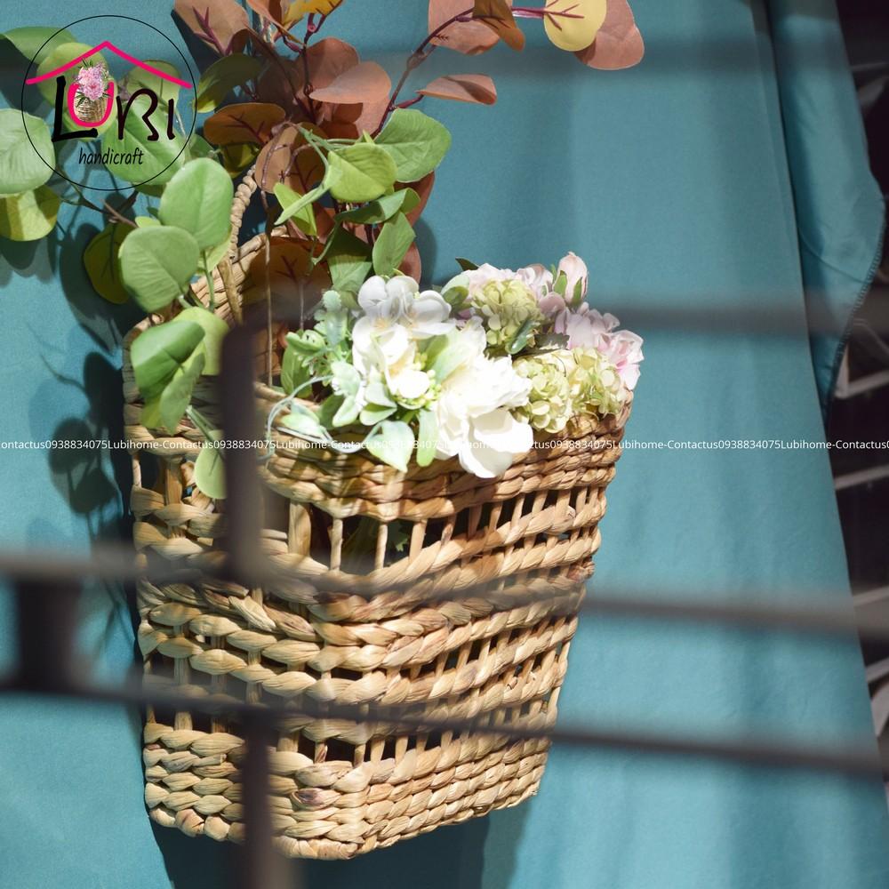- LB074 Giỏ treo tường lục bình xinh xắn