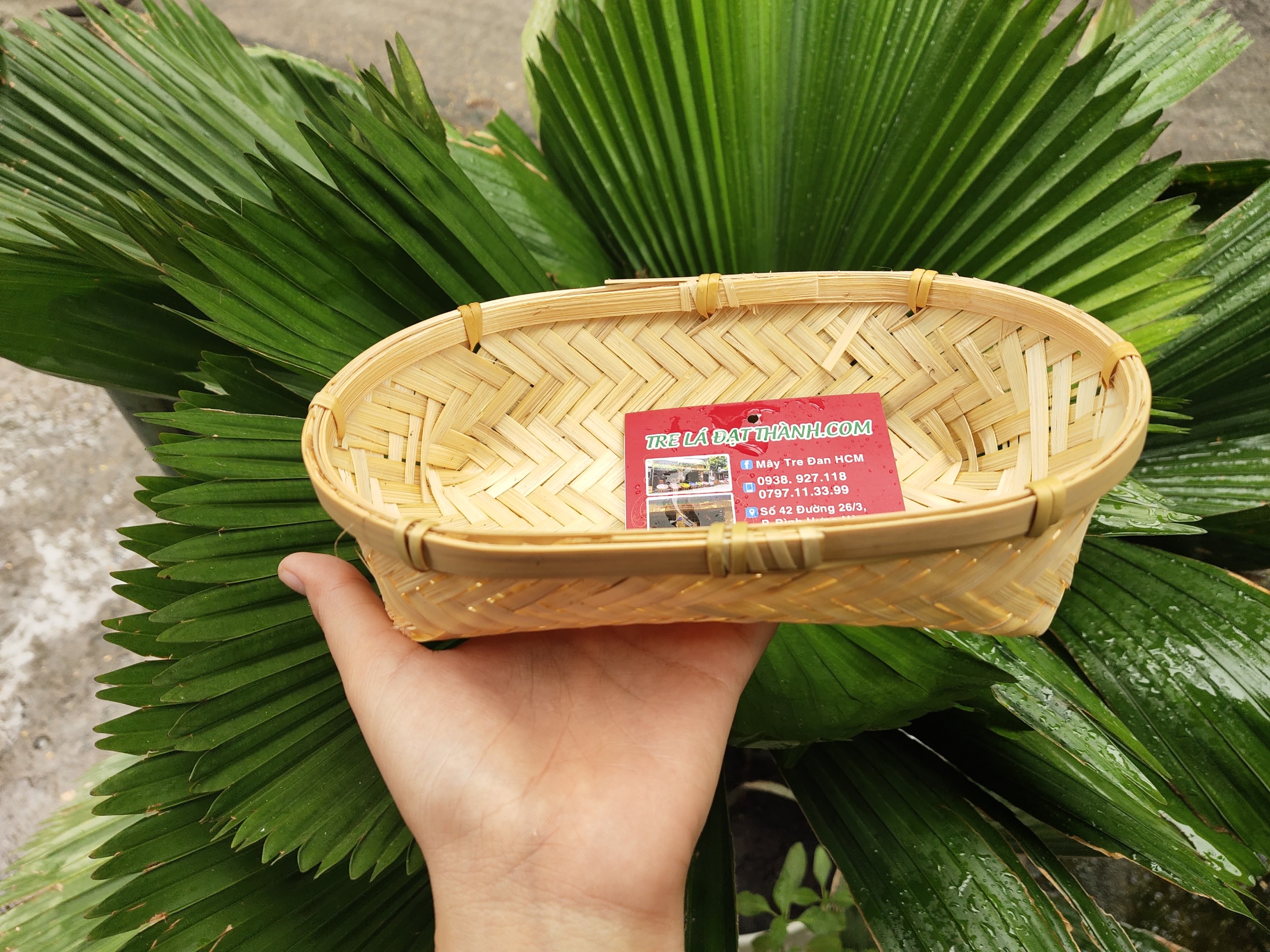Rá đựng bánh mì, khây đựng thức ăn