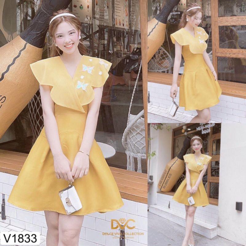 VÁY THIẾT KẾ XOÈ VÀNG CỔ B ĐÍNH BƯỚM