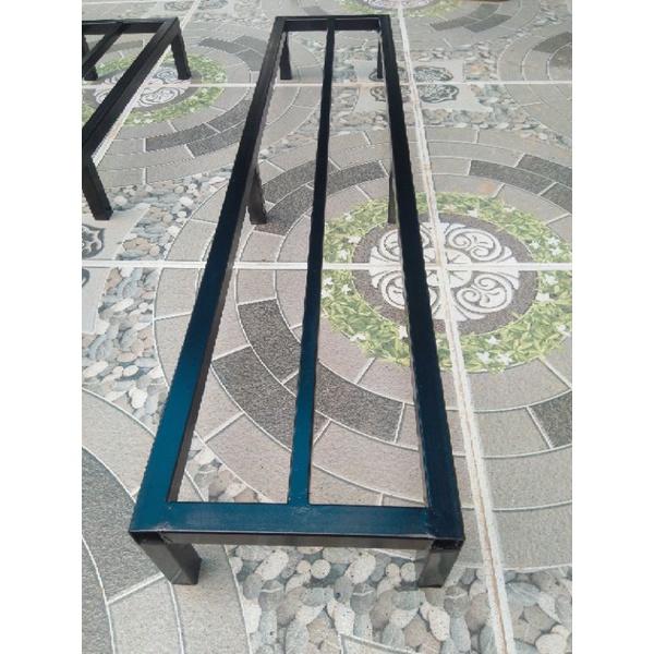 Kệ thép kê chậu cây. Dài 100cm.Rộng 20cm. Cao 10cm. 1 nan phụ. 6 chân. hộp théo 2x2cm