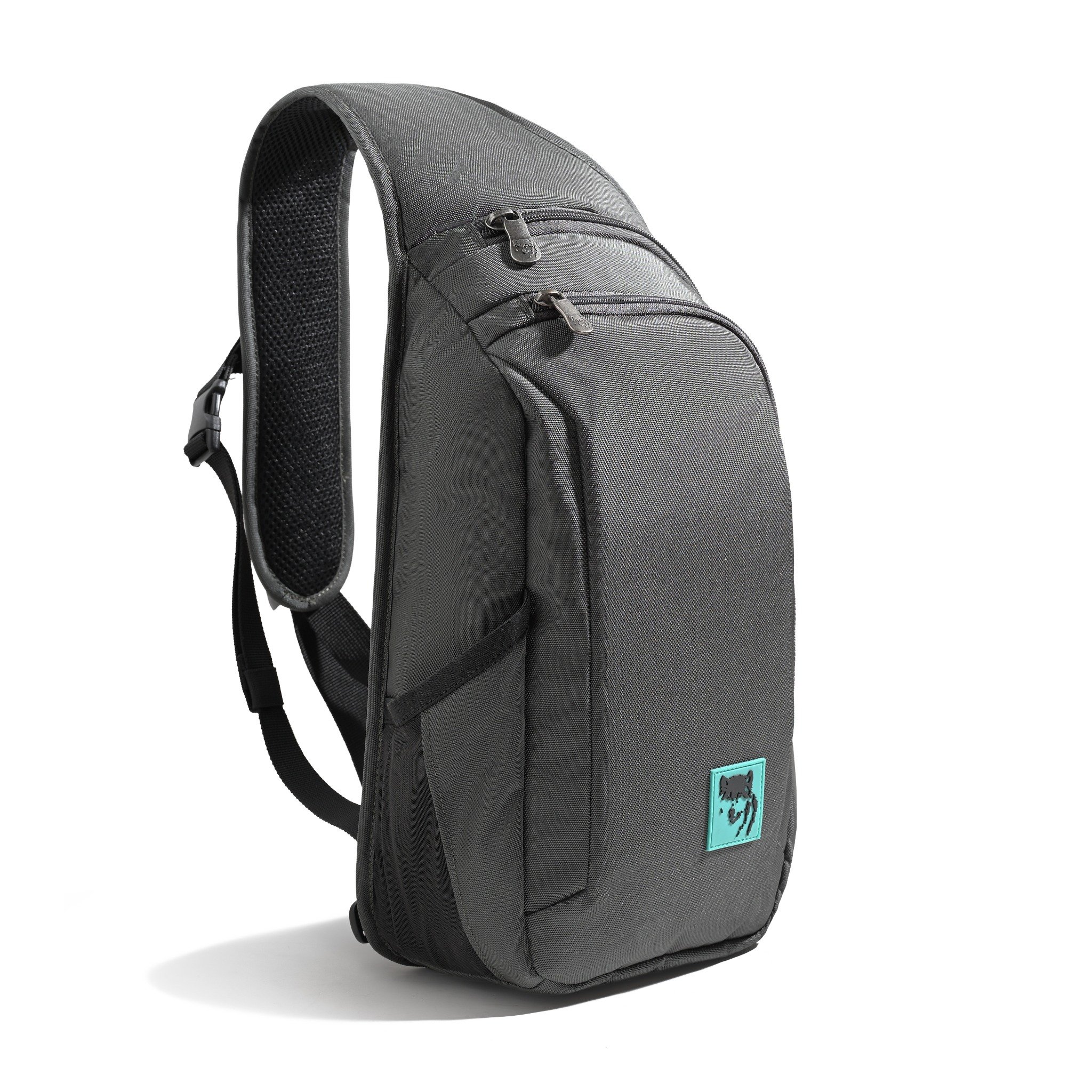 Ba lô một quai Mikkor The Levi Sling màu Tan, thời trang bảo hành 5 năm.