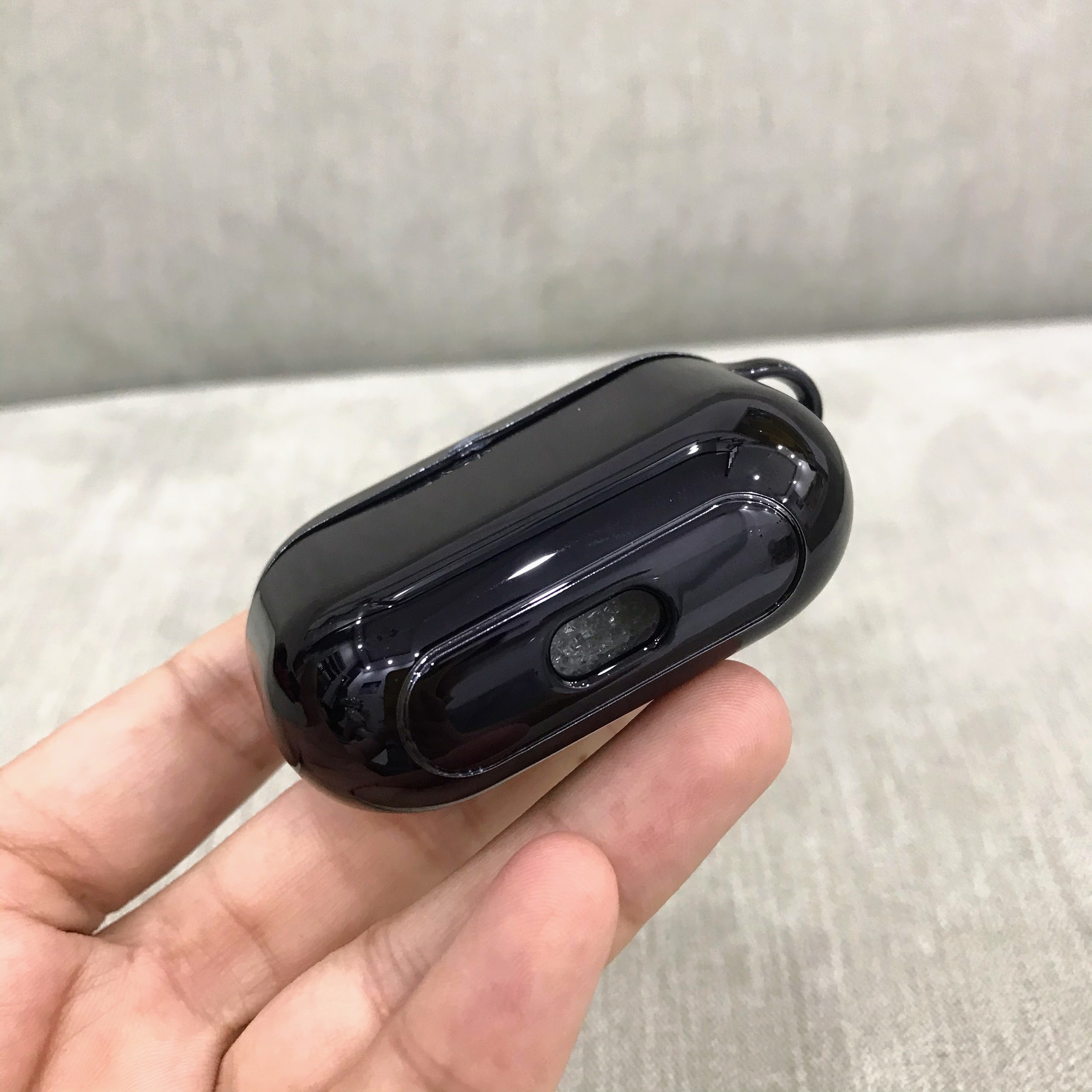 Case Airpods Pro Cao Cấp - Ốp Bảo Vệ Dành Cho Airpods Pro - Nhựa Silicon Mạ Crom Bóng Kèm Dây Đeo - Màu Đen