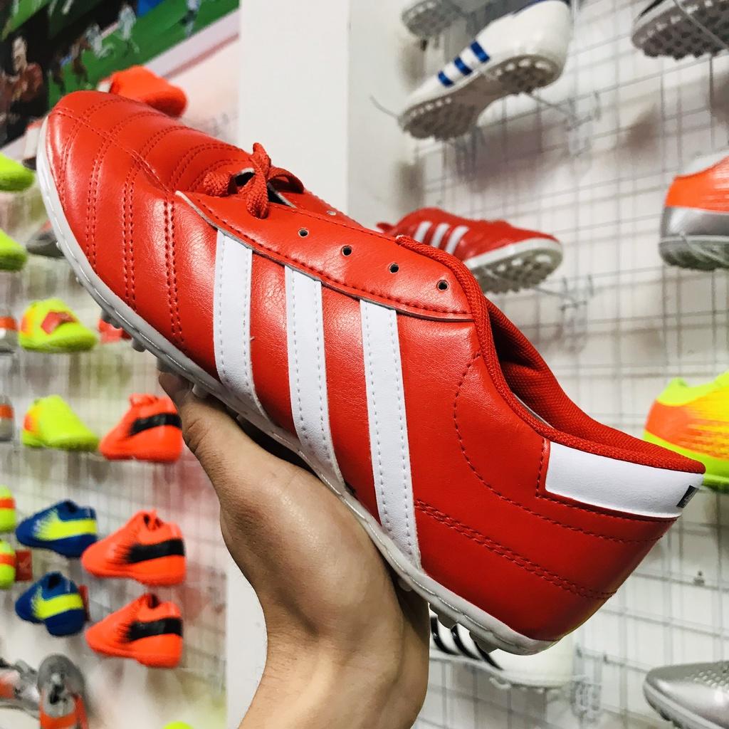 Mẫu giày đá bóng hè 3 sọc Wika cao cấp màu đỏ mẫu 2022