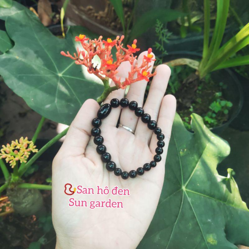 Vòng tay san hô đen thanh lịch