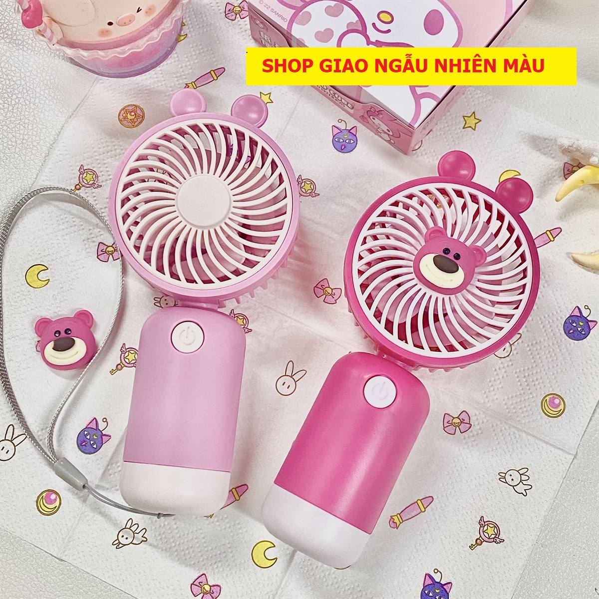 Đồ chơi quạt mini cầm tay cute hình gấu Lotso hồng tích điện sạc dây USB nhỏ gọn giá rẻ, quạt mi ni