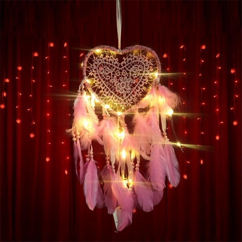 Vòng bắt giấc mơ có đèn LED hình trái tim trang trí phòng ngủ