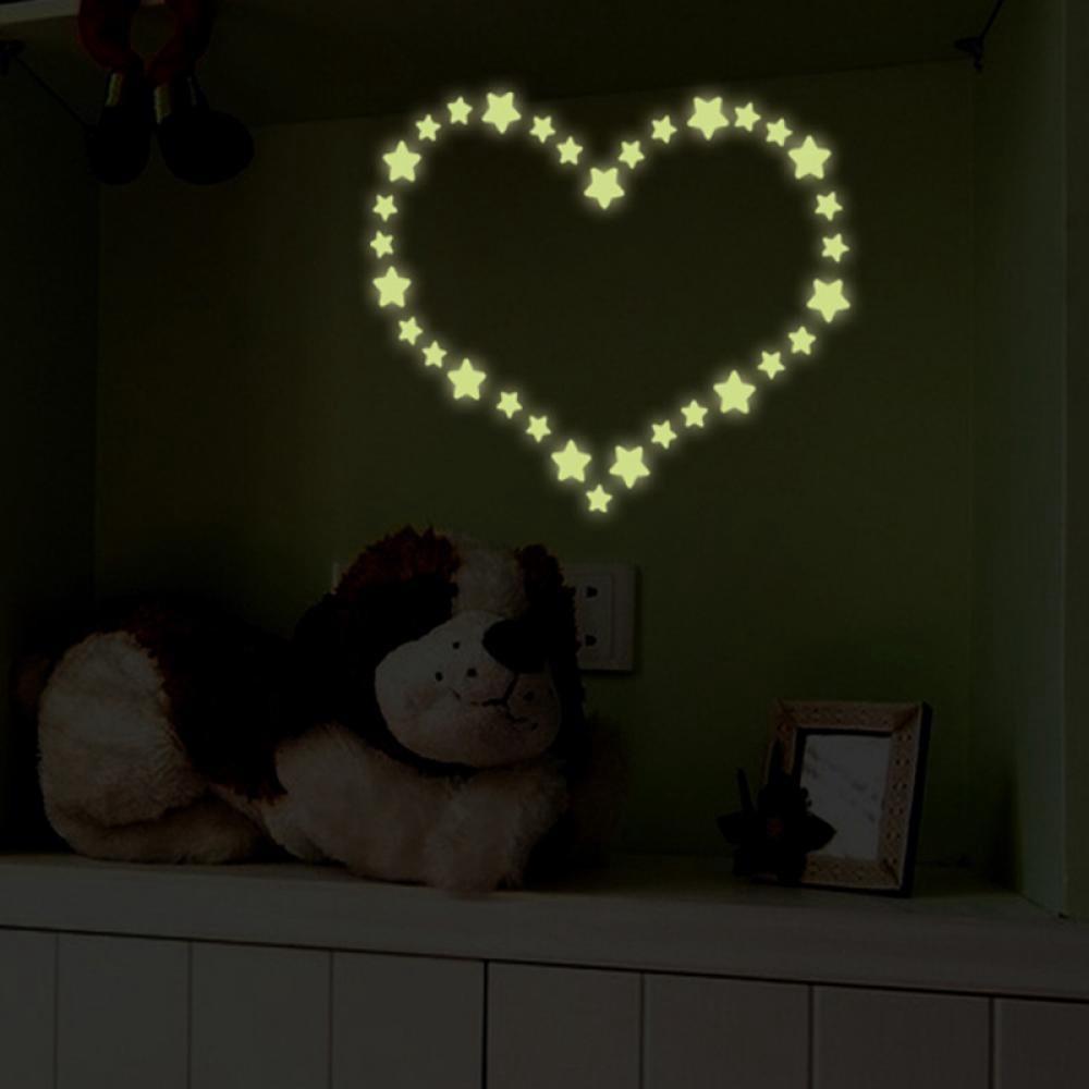 Sticker dán tường dạ quang hình mặt trăng và ngôi sao dùng trang trí phòng ngủ