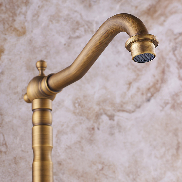 Vòi Lavabo nóng lạnh Tân Cổ Điển Chân cao - Hợp kim đồng thau + 2 dây cấp