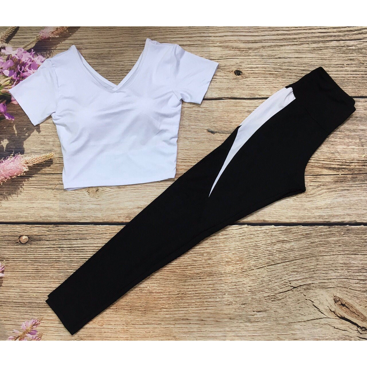Bộ thể thao Croptop tập Gym, Yoga chéo lưng có mút sẵn B001