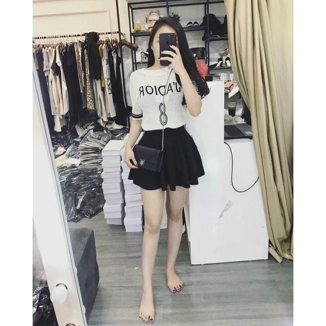 BÁN SỈ CHÂN VÁY XÒE VNXK