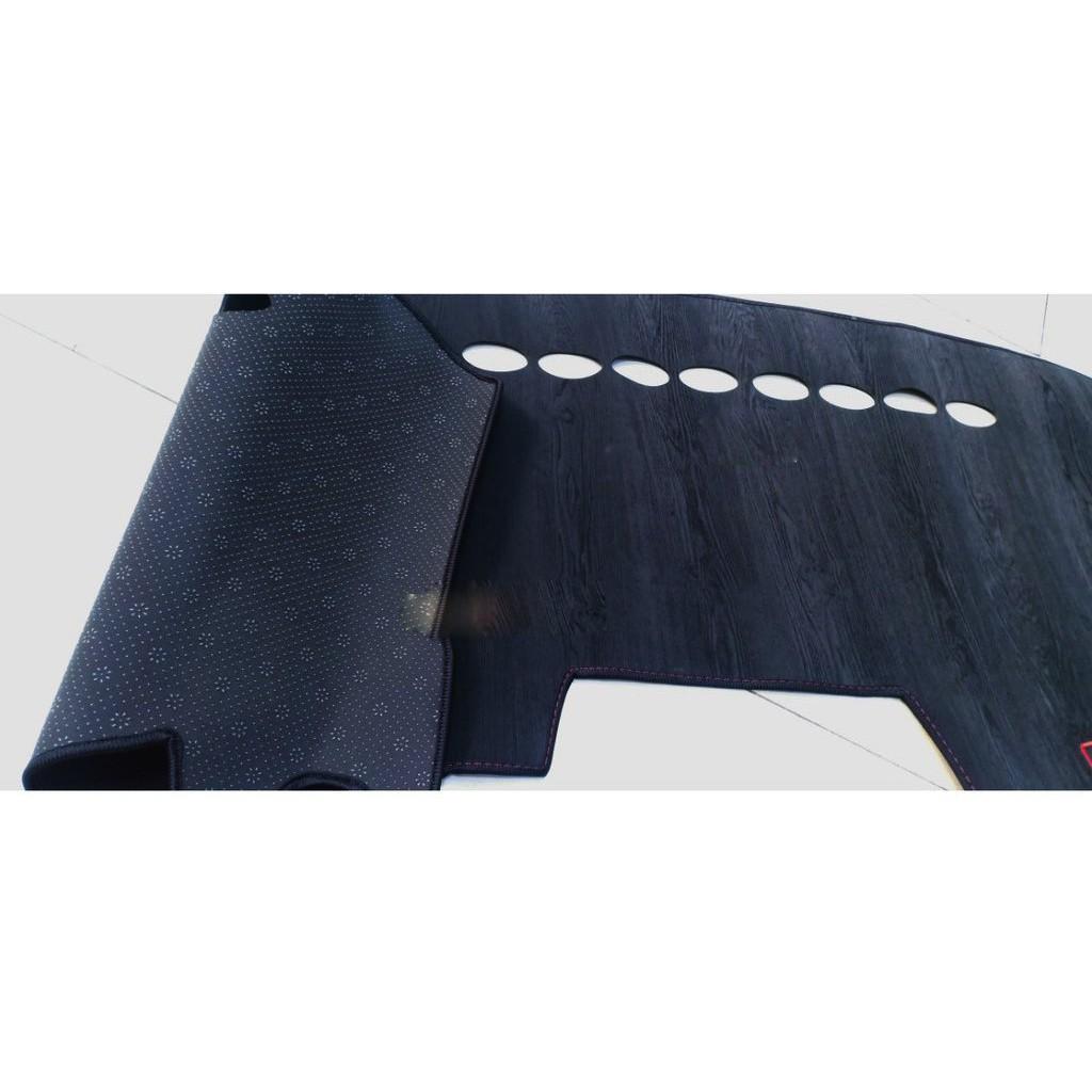 Thảm taplo HONDA HRV-2018-2019 Da VÂN GỖ CAO CẤP, 3 LƠP CHỐNG TRƯỢT, bảo hành 10 năm, Xưởng taplo NanoPK