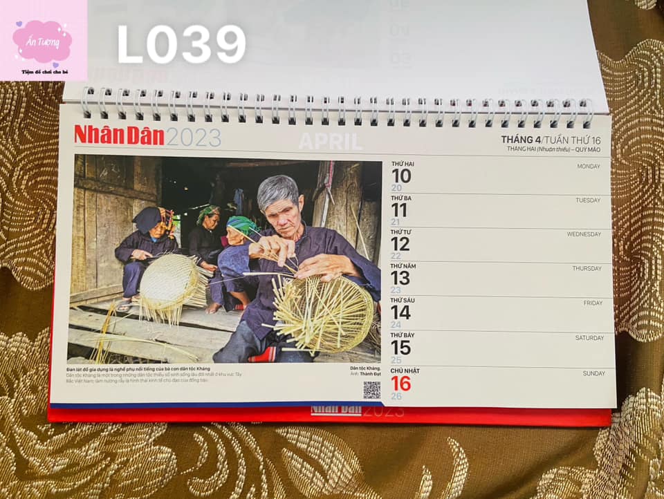 Lịch Tết 2024 - Xuân Giáp Thìn - Lịch 2024 để bàn văn phòng nhân dân chủ đề hay, ý nghĩa