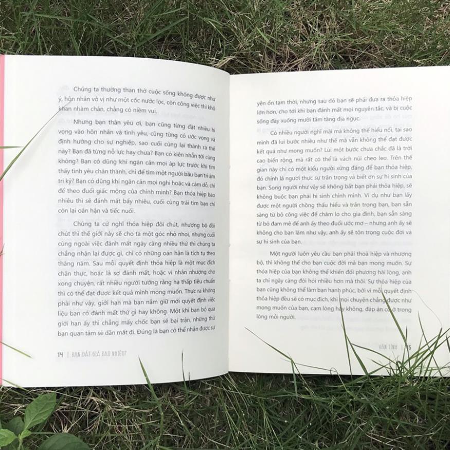 Sách - Bạn Đắt Giá Bao Nhiêu + Khí Chất Bao Nhiêu + Không Tự Khinh Bỉ Không Tự Phí Hoài