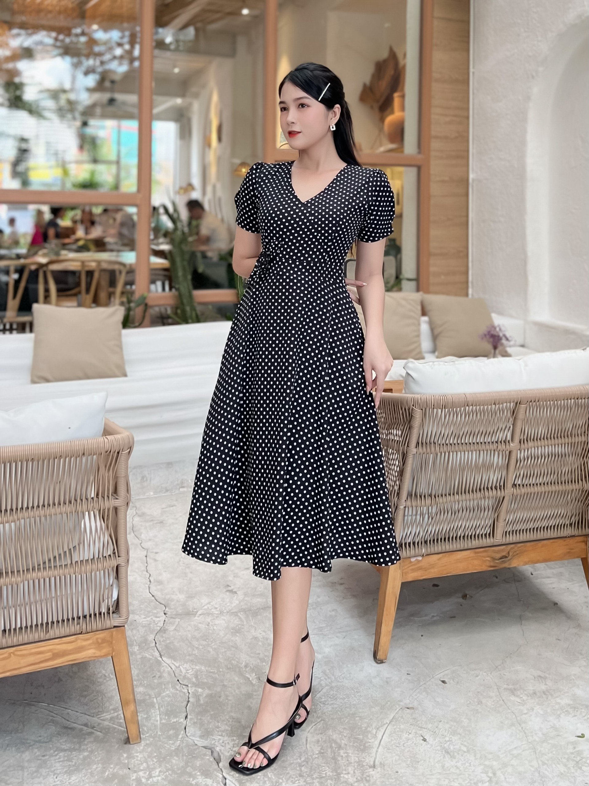 ĐẦM XÒE PHỐI HỌA TIẾT CHẤM BI CAO CẤP