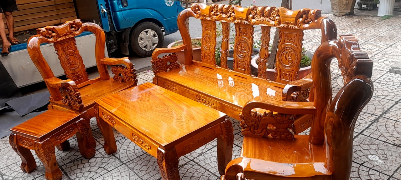 BỘ BÀN GHẾ PHÚC LỘC THỌ GỖ TRÀM BÔNG VÀNG TAY 10 76G