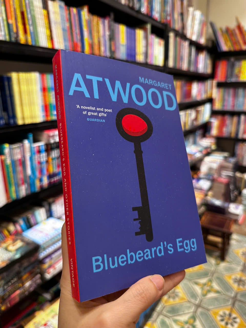 Sách - Bluebeard's Egg and Other Stories by Margaret Atwood - Vintage Classics - Sách Ngoại Văn