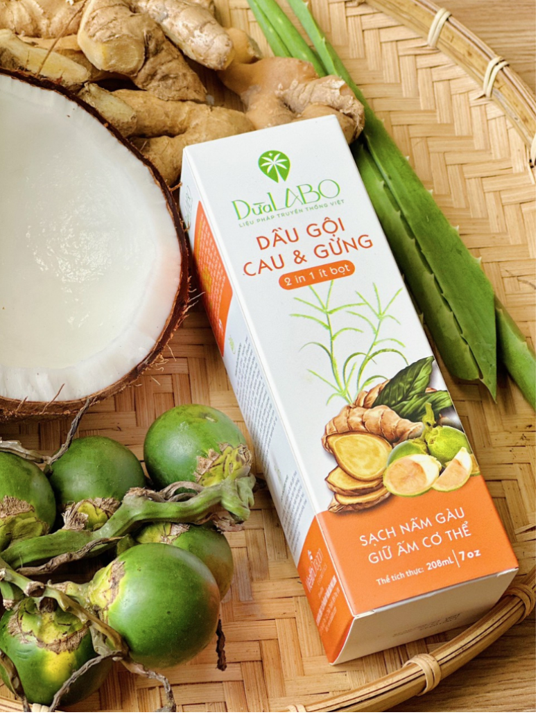 Dầu Gội Cau Và Gừng Dừa LABO : Sạch gàu ngay trong lần đầu sử dụng. Kích thích tuần hoàn da dầu, giúp thư giãn, làm sạch sâu từ bên trong.