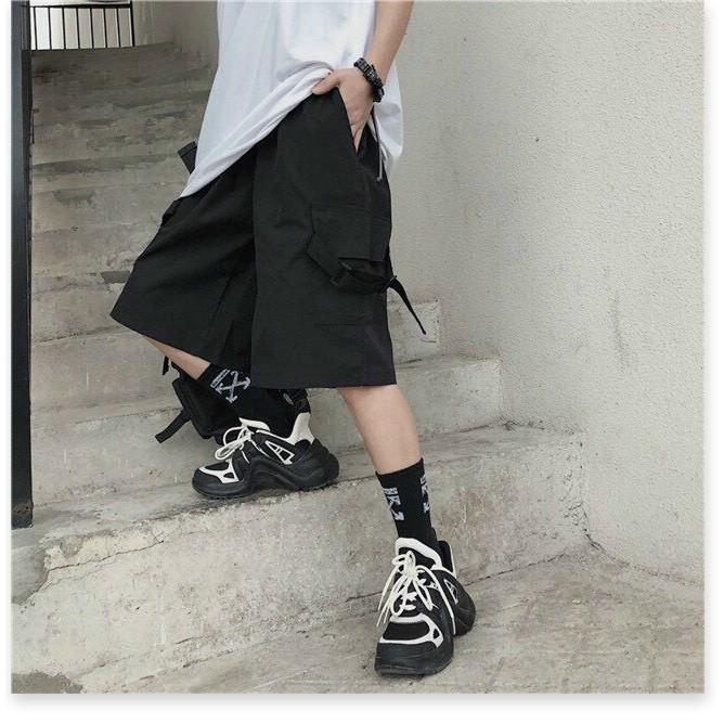 QUẦN ĐÙI LỮNG,CHẤT LIỆU KAKI MỀM,THOÁNG MÁT,MẪU MỚI NHẤT HIỆN NAY THỜI TRANG VINA 1HIT FASHION