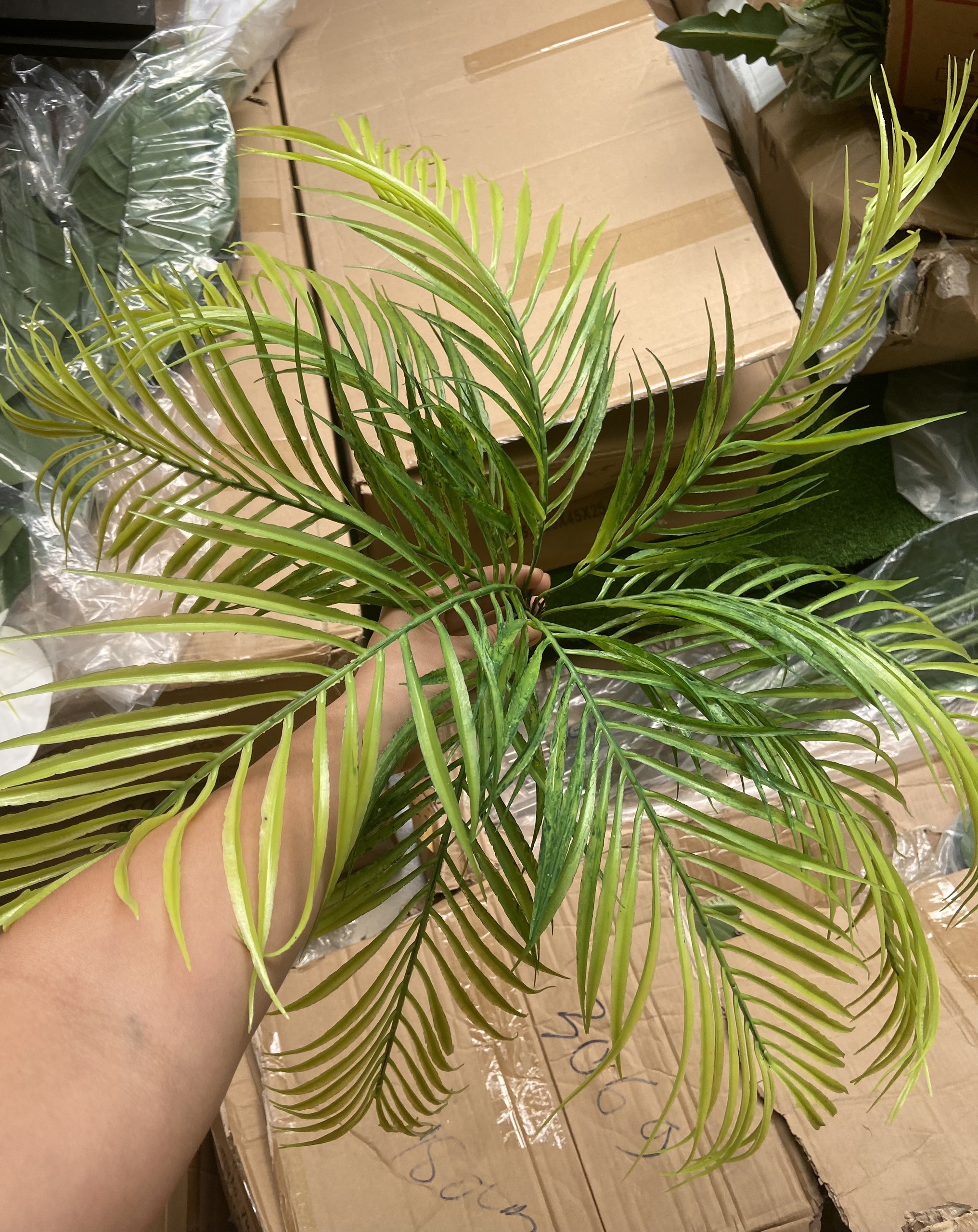 Cây dừa giả trang trí - Cành lá dừa giả - Cây dừa giả cao 52cm, màu xanh tươi - YY132