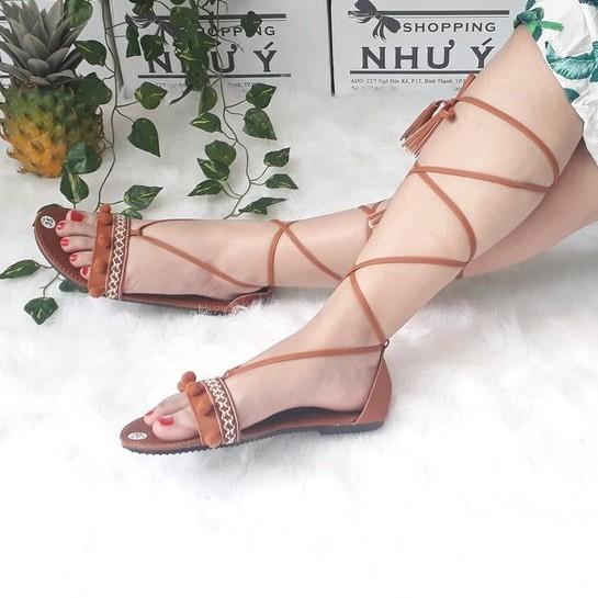 Giày sandal chiến binh thổ cẩm cột dây tua rua