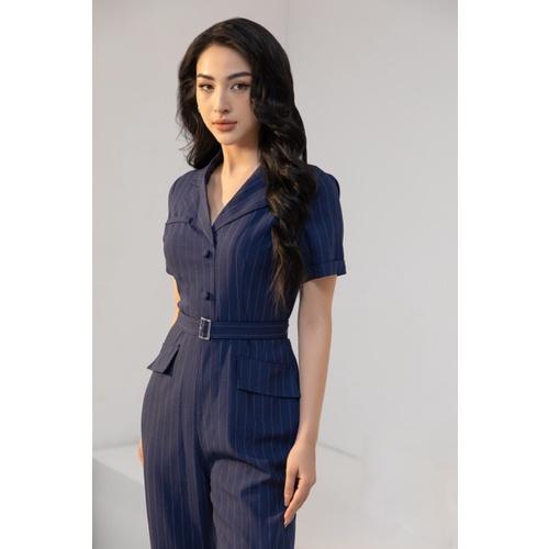 Jumpsuit áo liền quần, cổ 2 ve, chất liệu tuytsi kẻ hàn cao cấp, không nhăn nhàu, form dáng chuẩn JUM4004 CLARA MARE