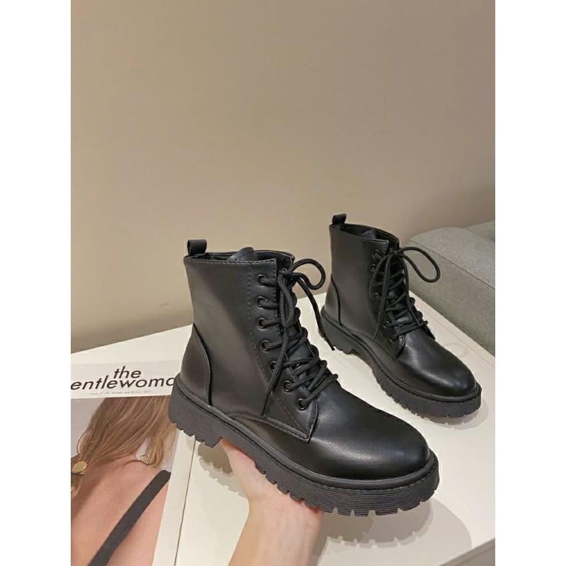 Boot Ulzzang buộc dây QCCC Fullbox