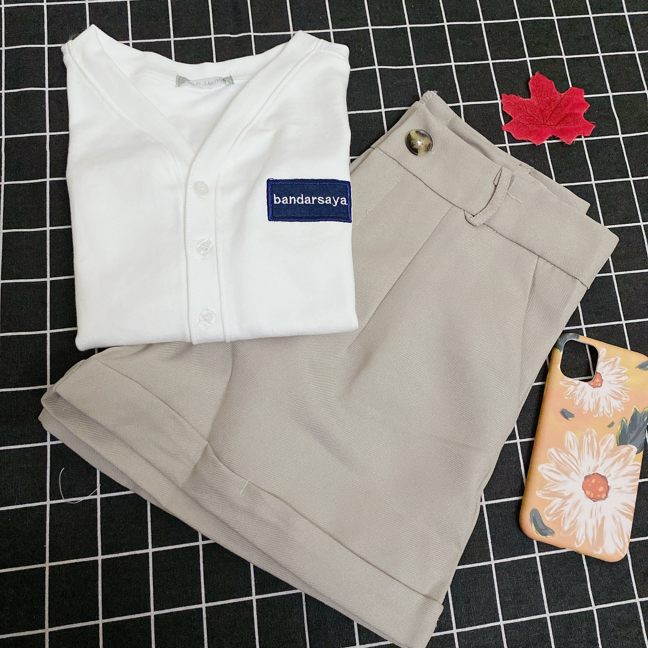 SET NỮ 2 MÓN THÊU CHỮ BANDARSAYA