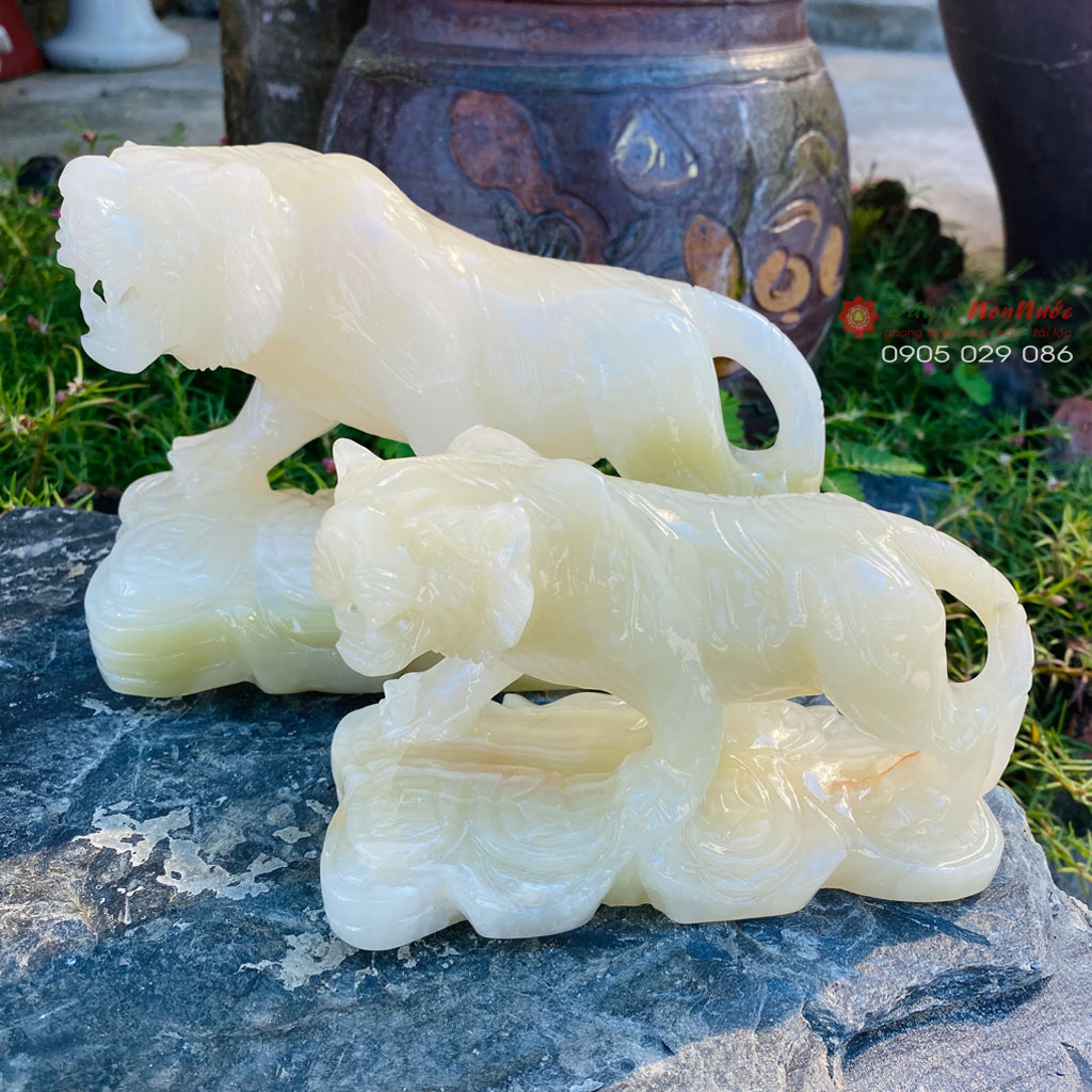 Tượng đá cọp 12 con giáp phong thủy đá ngọc Pakistan 19cm - đá Non Nước