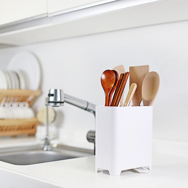 Ống đựng muỗng đũa bằng nhựa thiết kế thoát nước tiện dụng