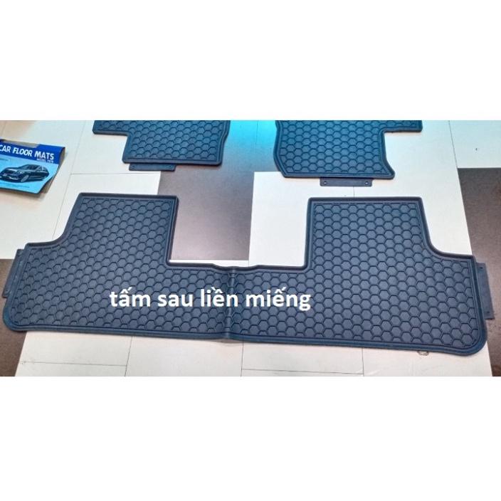 Lót sàn cao su fadil, thảm cao su fadil, thảm để chân xe Fadil, lót sàn theo xe Fadil, thảm cao su fadil