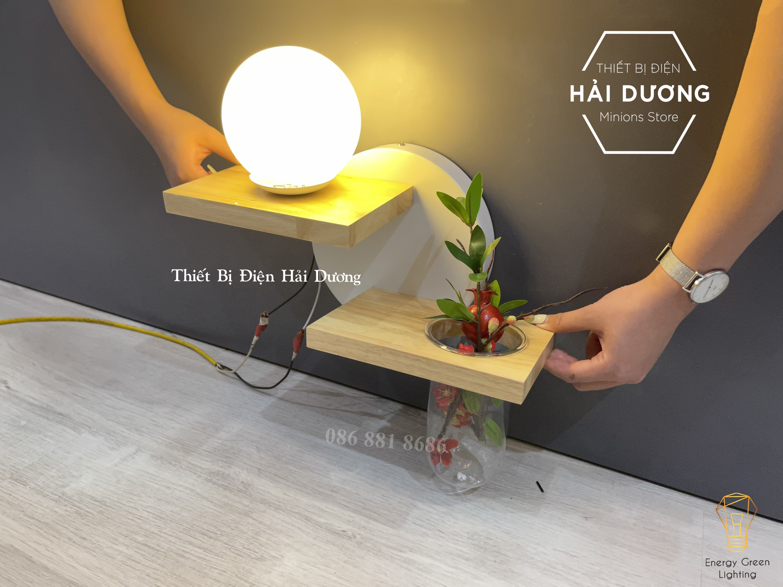 Đèn Tường Kệ Gỗ Chao Thủy Tinh Hiện Đại DT-3639 - Trang Trí Căn Phòng - Đã Bao Gồm Bóng LED 3W