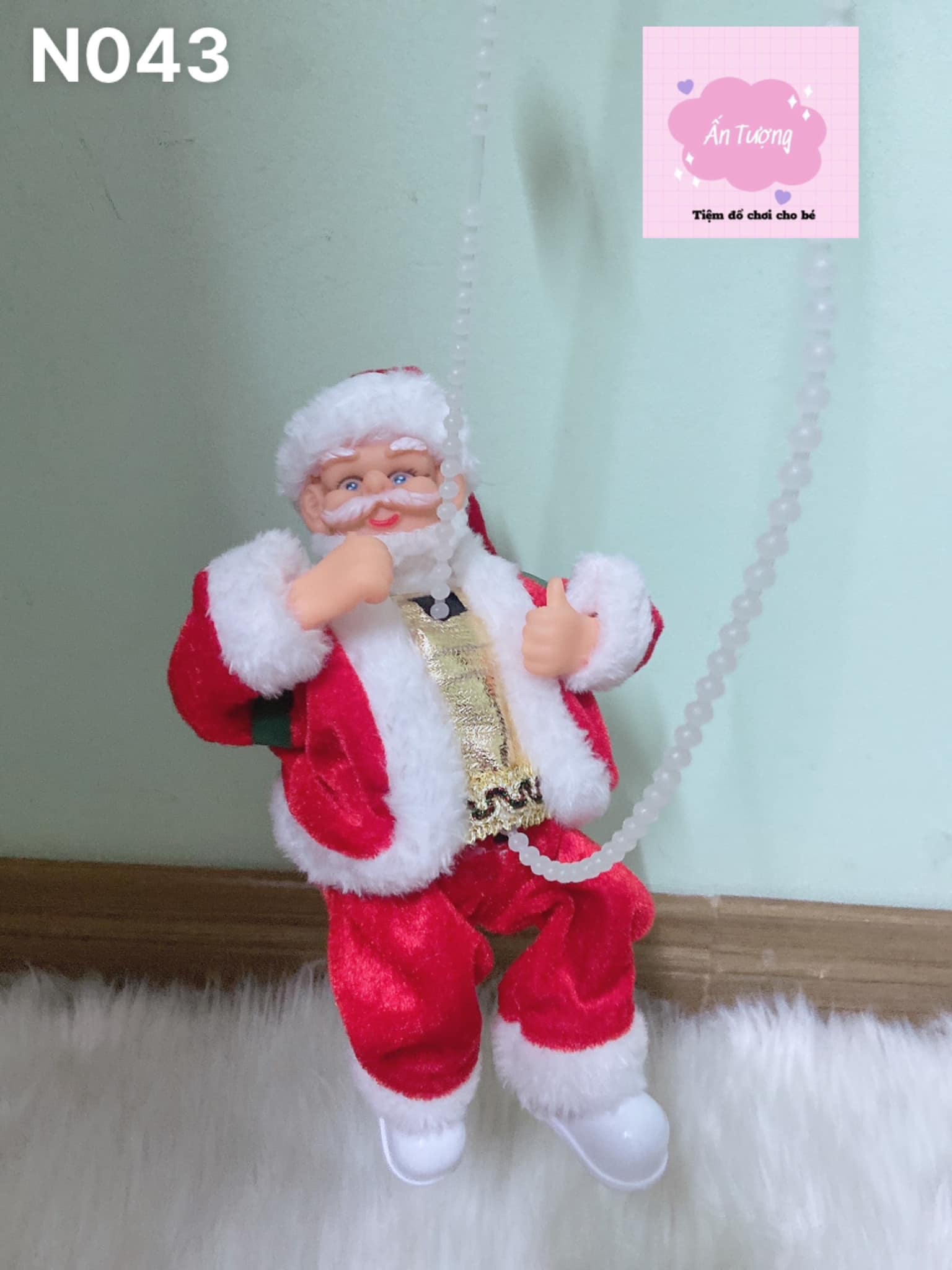 Ông già Noel leo dây có đèn có nhạc vui nhộn, quà tặng, trang trí Giáng Sinh