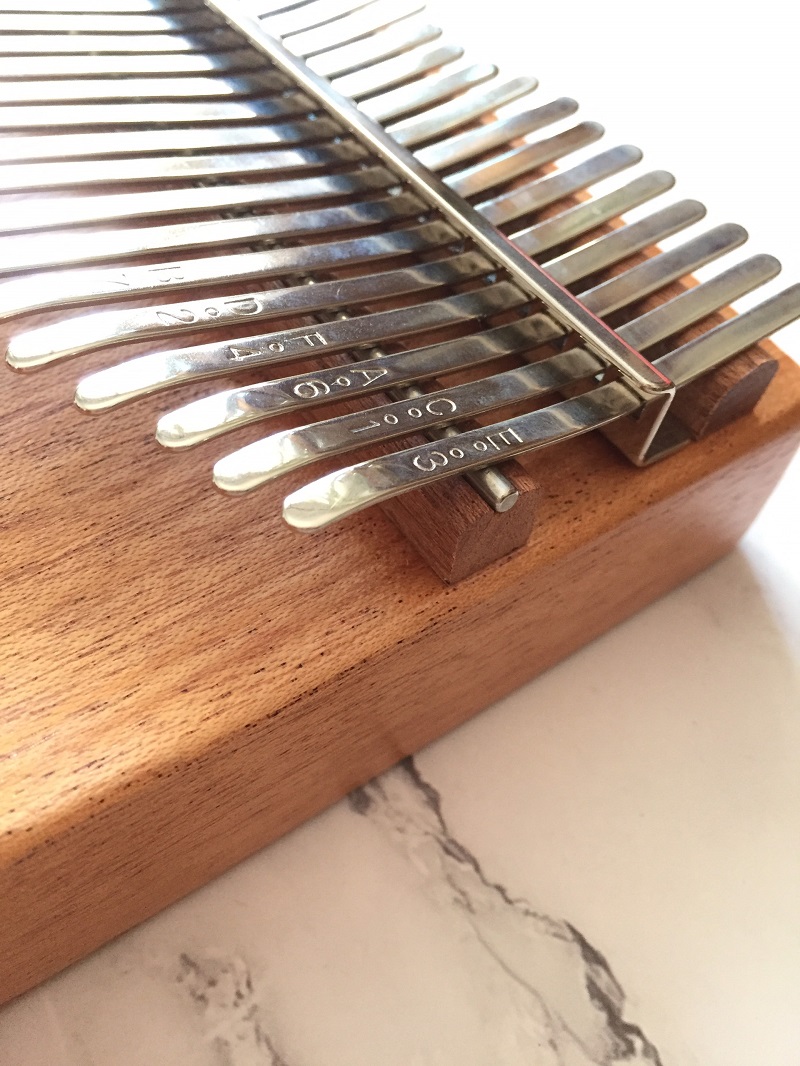 Đàn Kalimba Âm Đáy 21 Phím Gỗ Mahogany Nhạc Cụ Cầm Tay