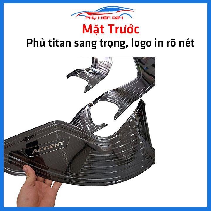 Bộ ốp tapli Accent 2018-2019-2020 vân Titan chống xước va đập khi mở cửa và làm đẹp xe