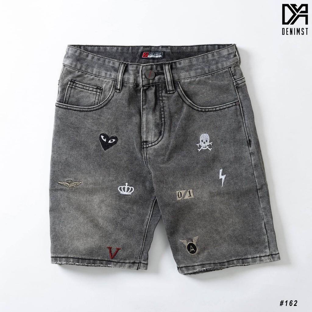 Quần short jeans nam DENIMST xám thêu hình, vải jean dày dặn, mềm mại,thoải mái,form slim fit 162